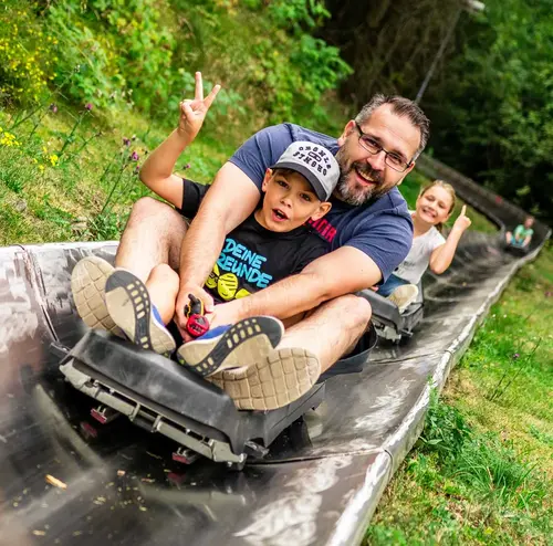 Sommerrodelbahn Freizeitpark Ausflugsziel Erlebnisberg Altenberg Sommerrodelbahn Freizeitpark Ausflugsziel Erlebnisberg Altenberg
