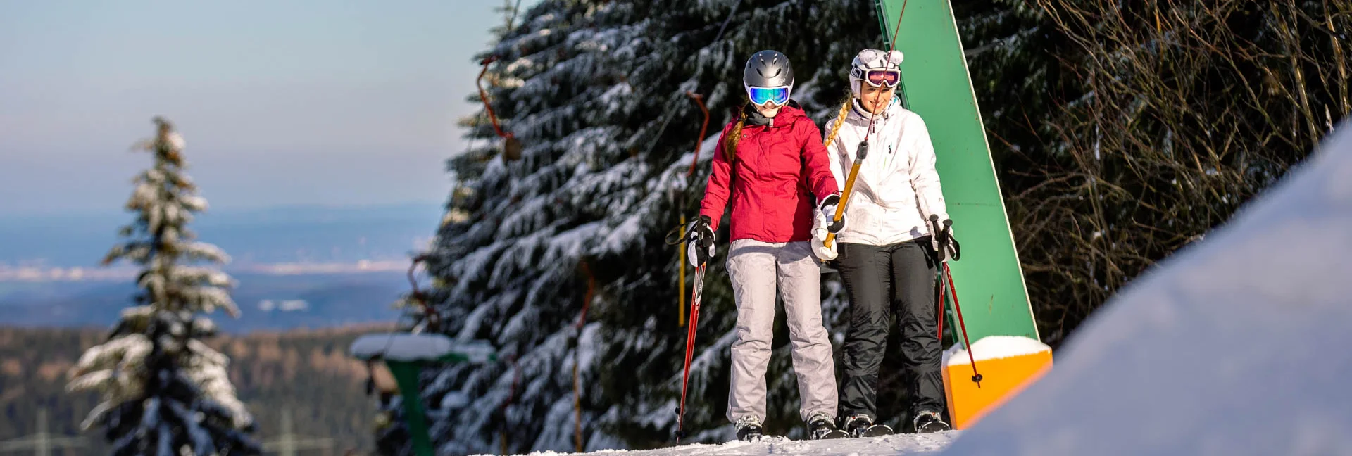 Skigebiet Ski fahren Winterzauber Erlebnisberg Altenberg Skigebiet Ski fahren Winterzauber Erlebnisberg Altenberg