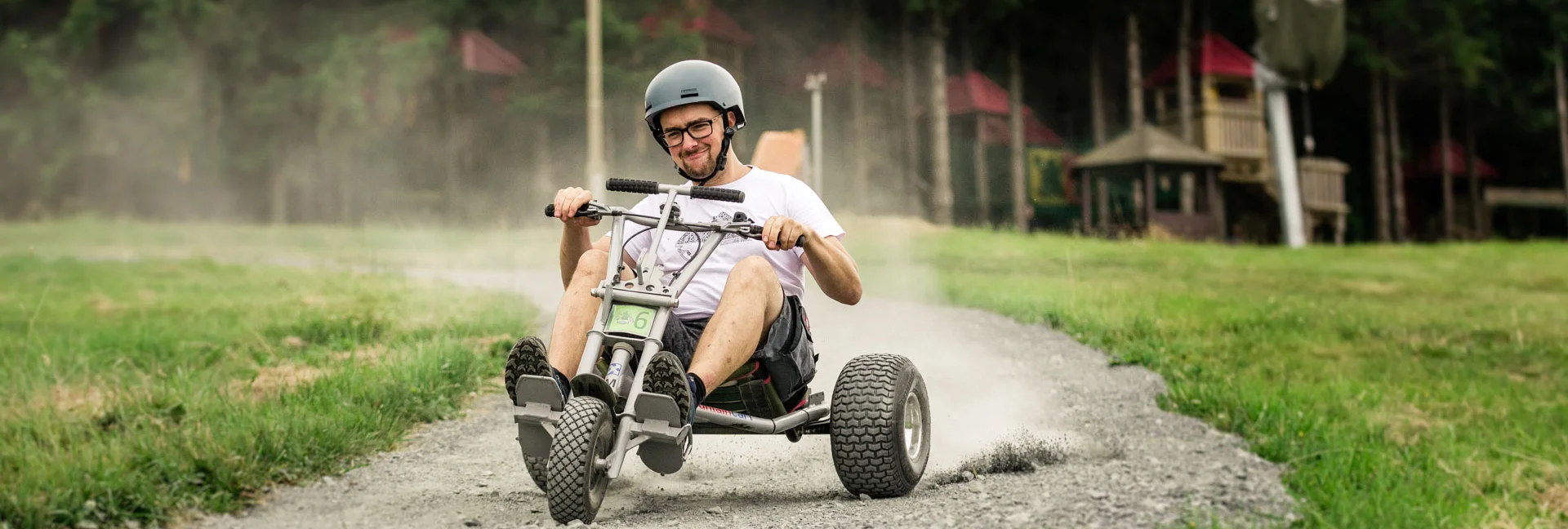 Mountaincarts Monsterroller Offroad Freizeitpark Erlebnisberg Al