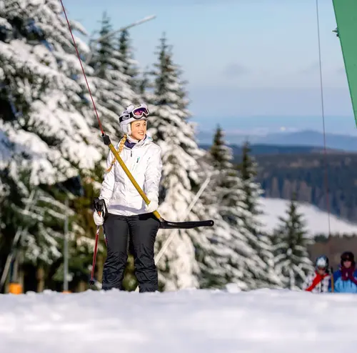 Skigebiet Ski fahren Winterzauber Erlebnisberg Altenberg Skigebiet Ski fahren Winterzauber Erlebnisberg Altenberg