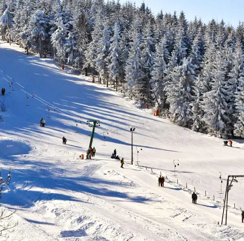 Skigebiet Ski fahren Winterzauber Erlebnisberg Altenberg Skigebiet Ski fahren Winterzauber Erlebnisberg Altenberg
