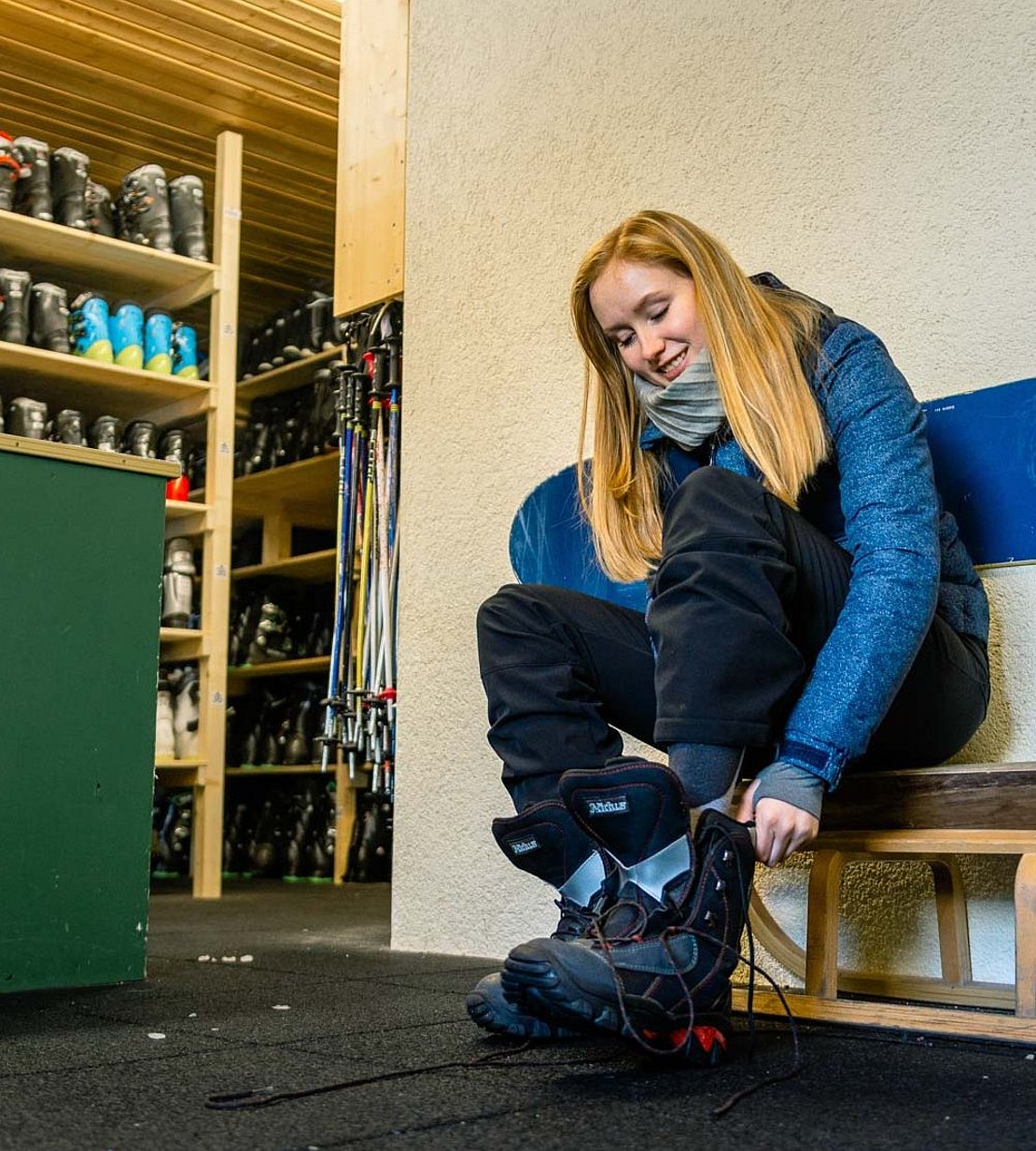 Skiverleih ausleihen Ski Snowboard Erlebnisberg Altenberg